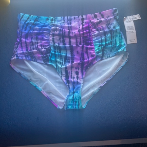 🆕Torrid Blue & Purple Tie-Dye High Waist Ruched Swim Bottom 1X NWT - Picture 6 of 12